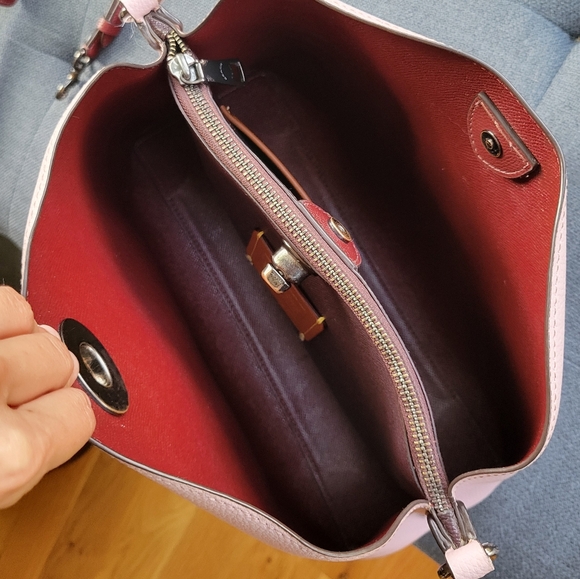 COACH 💜 Willow shoulder bag in ice purple colorblock purse C2590 - Picture 6 of 16